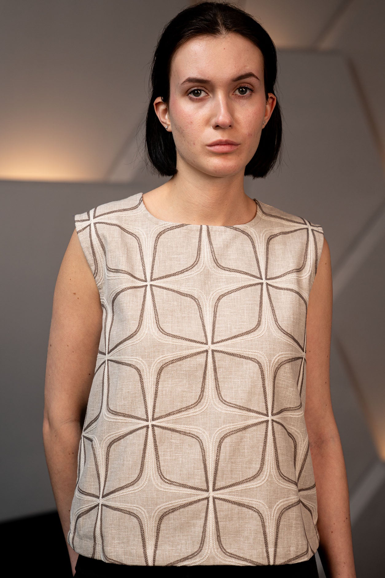 Embroidered Linen Structured Sleeveless Statement Top
