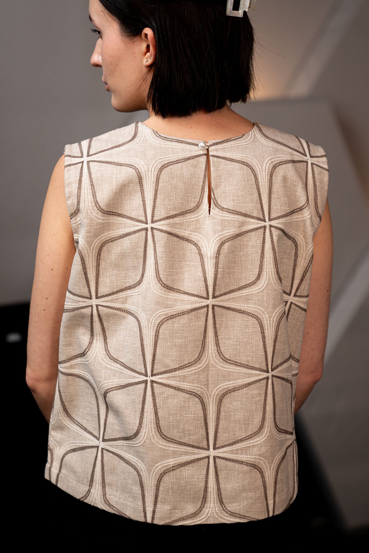 Embroidered Linen Structured Sleeveless Statement Top