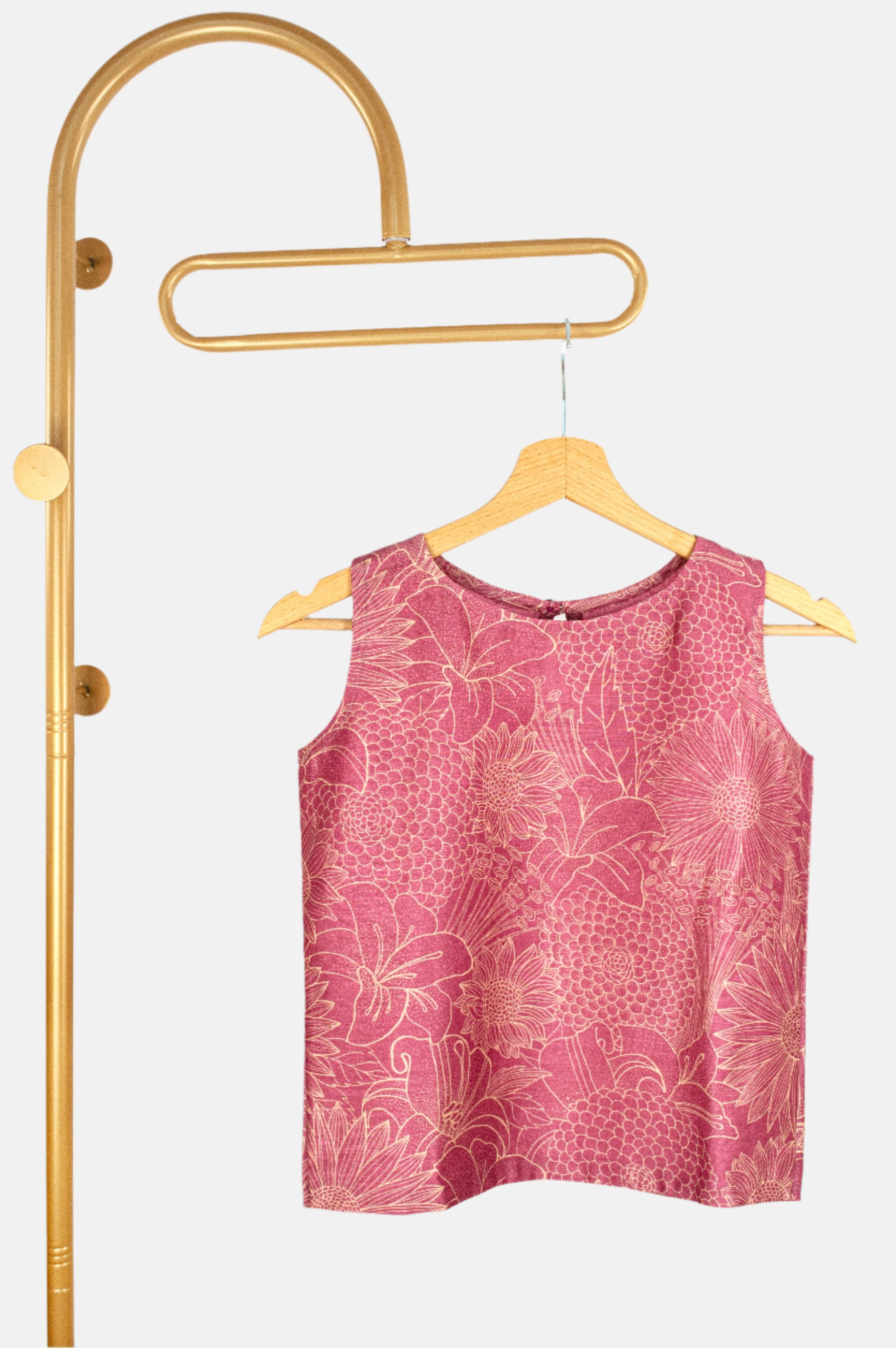 STOVARIA floral sleeveless top in pure tussar silk with soft lining and gold print