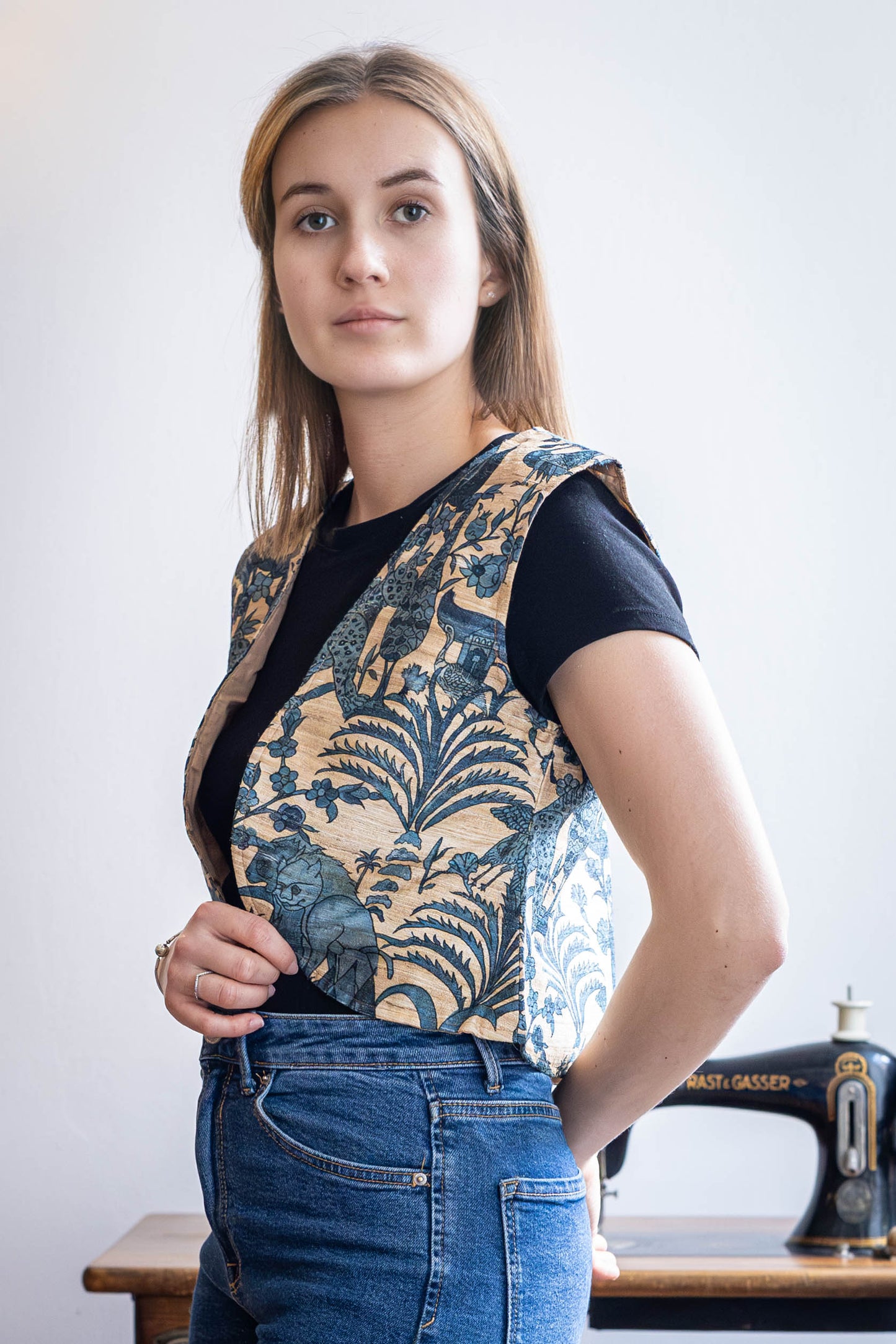 Pure Tussar Silk Vest – Handwoven Story in Natural Elegance