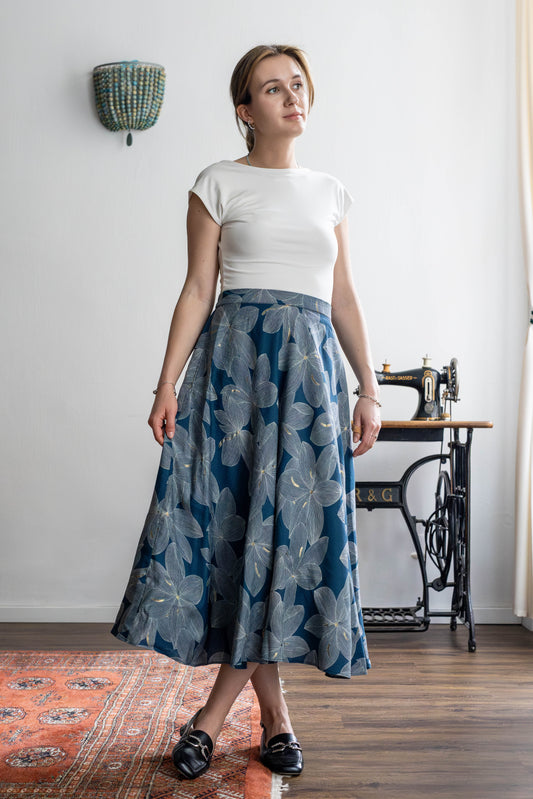Deep blue cotton skirt with botanical print and flare
