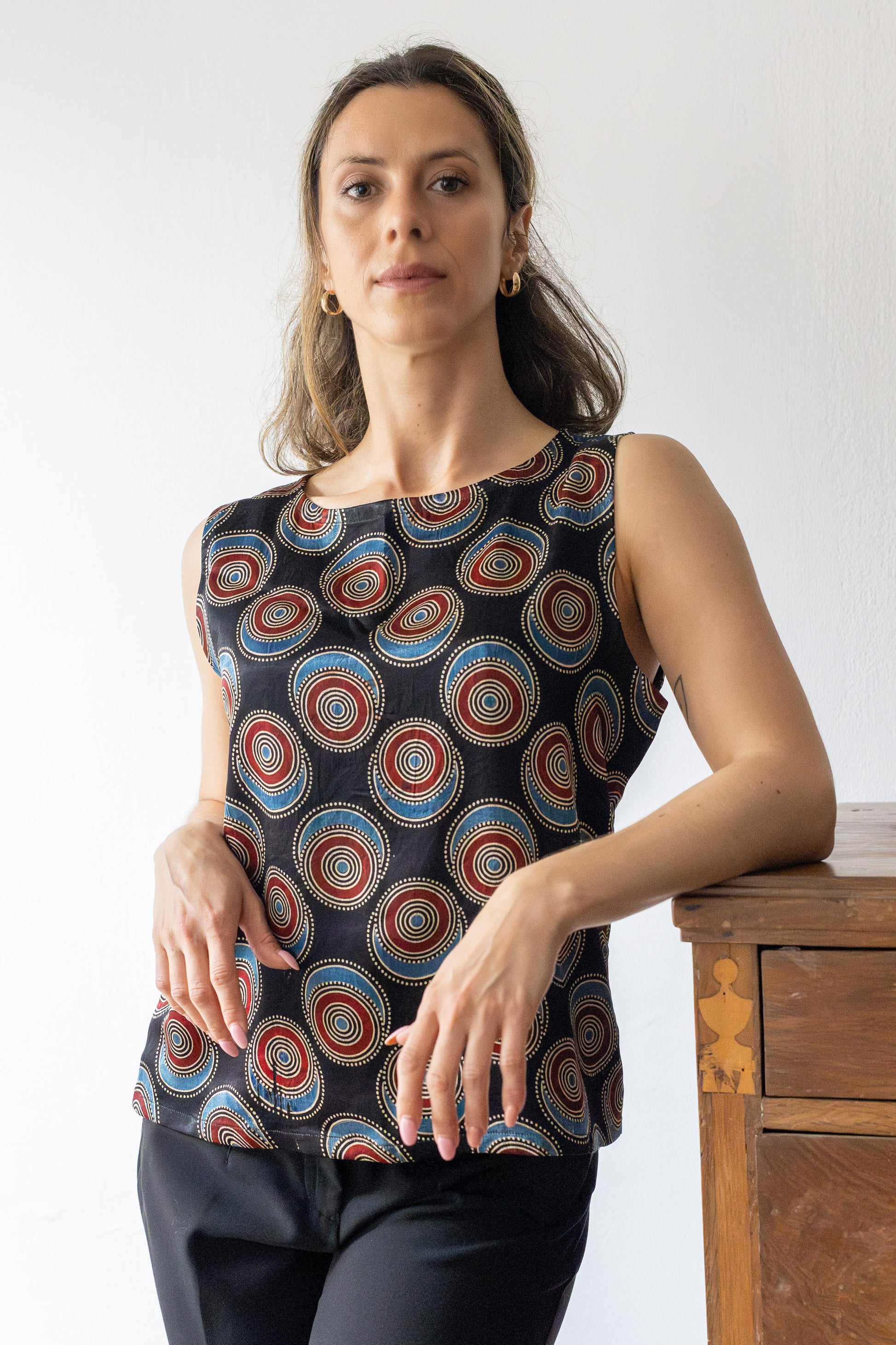 STOVARIA Mashru silk top with circular concentric motifs