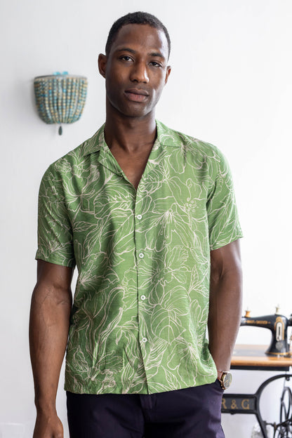 Glossy green floral print shirt in pure cotton linen