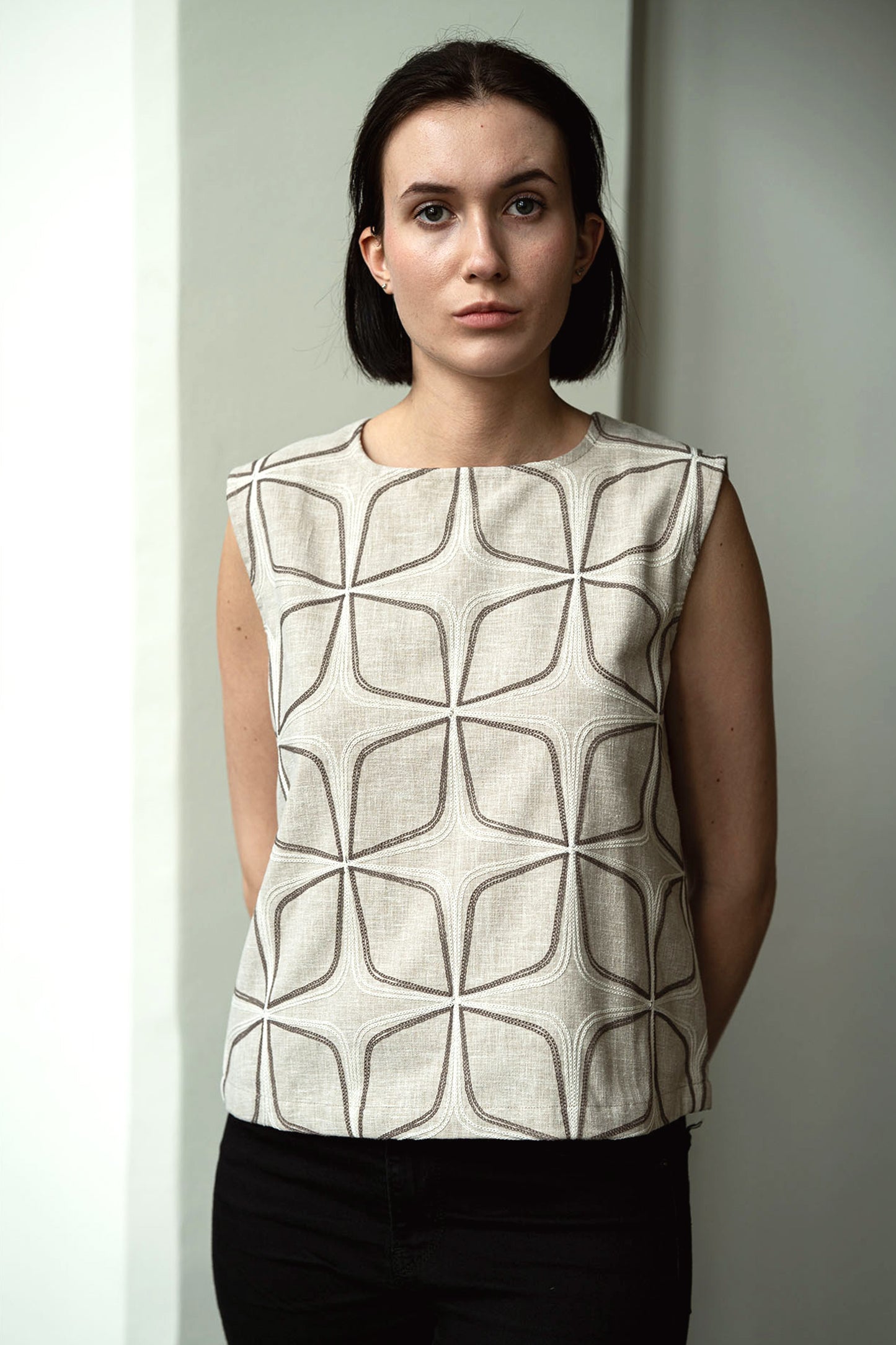 Embroidered Linen Structured Sleeveless Statement Top