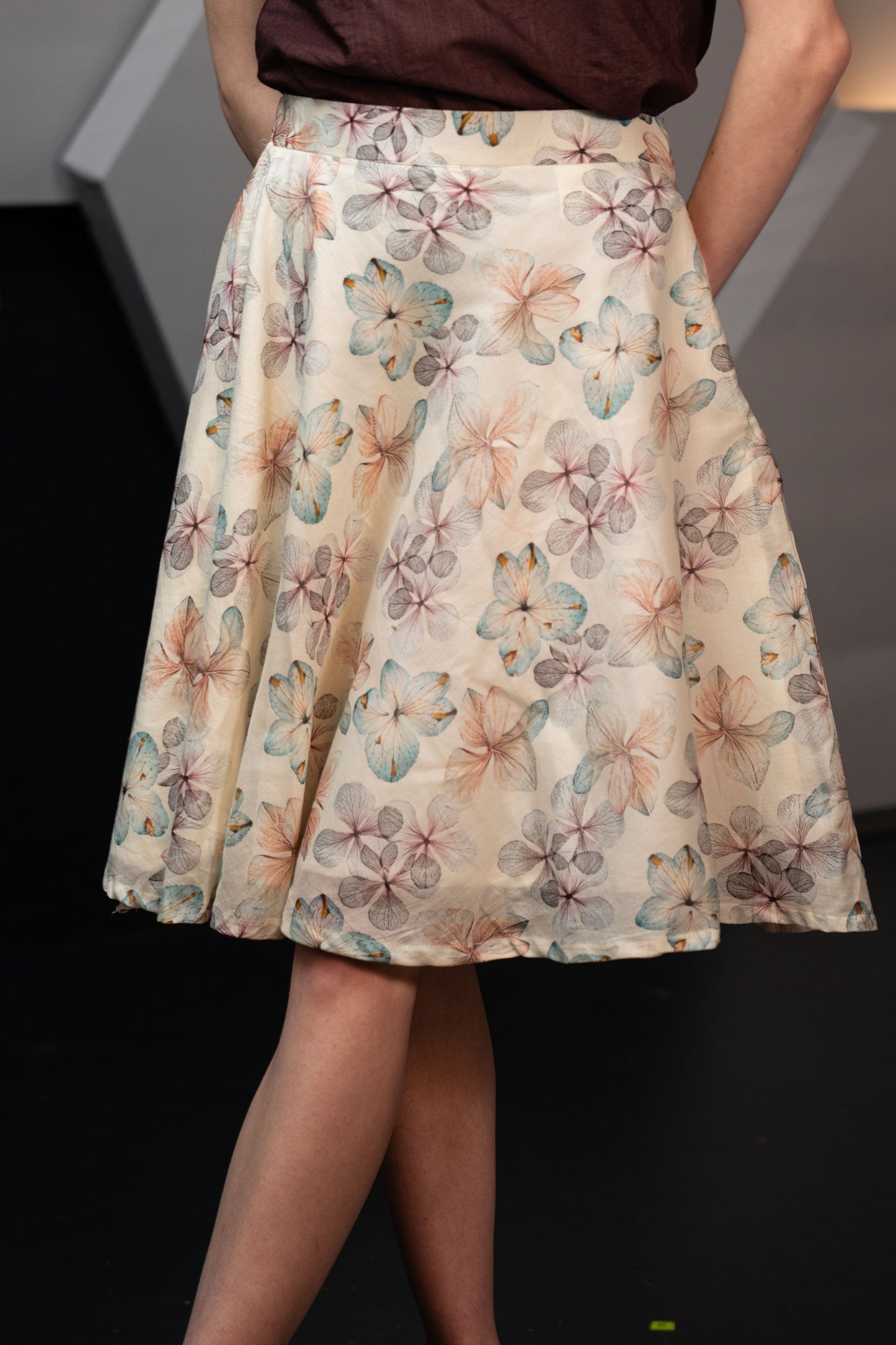 Cotton Silk Floral Knee Length Skirt